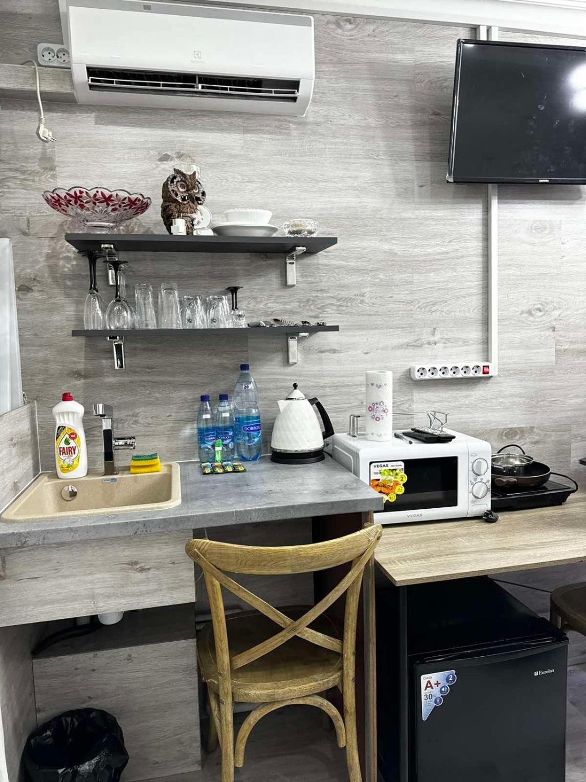 Cozy Good Apartment คีชีเนา ภายนอก รูปภาพ