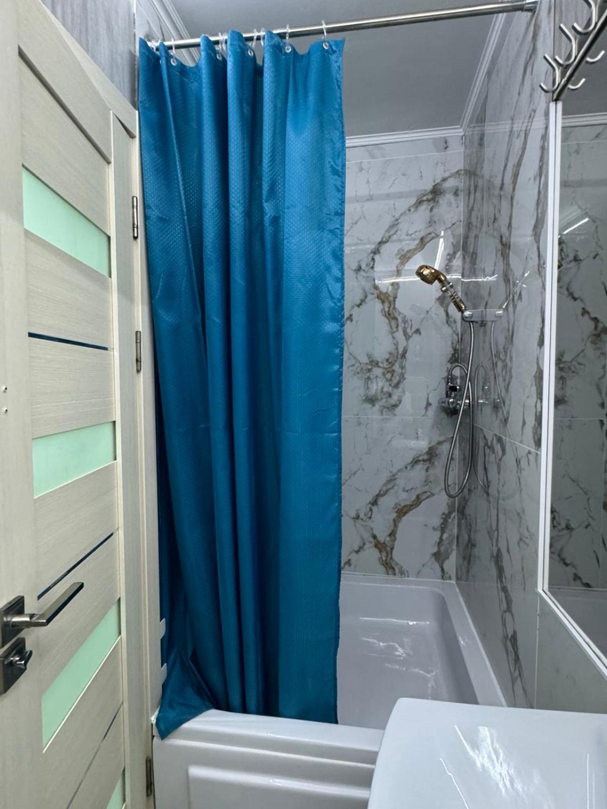 Cozy Good Apartment คีชีเนา ภายนอก รูปภาพ
