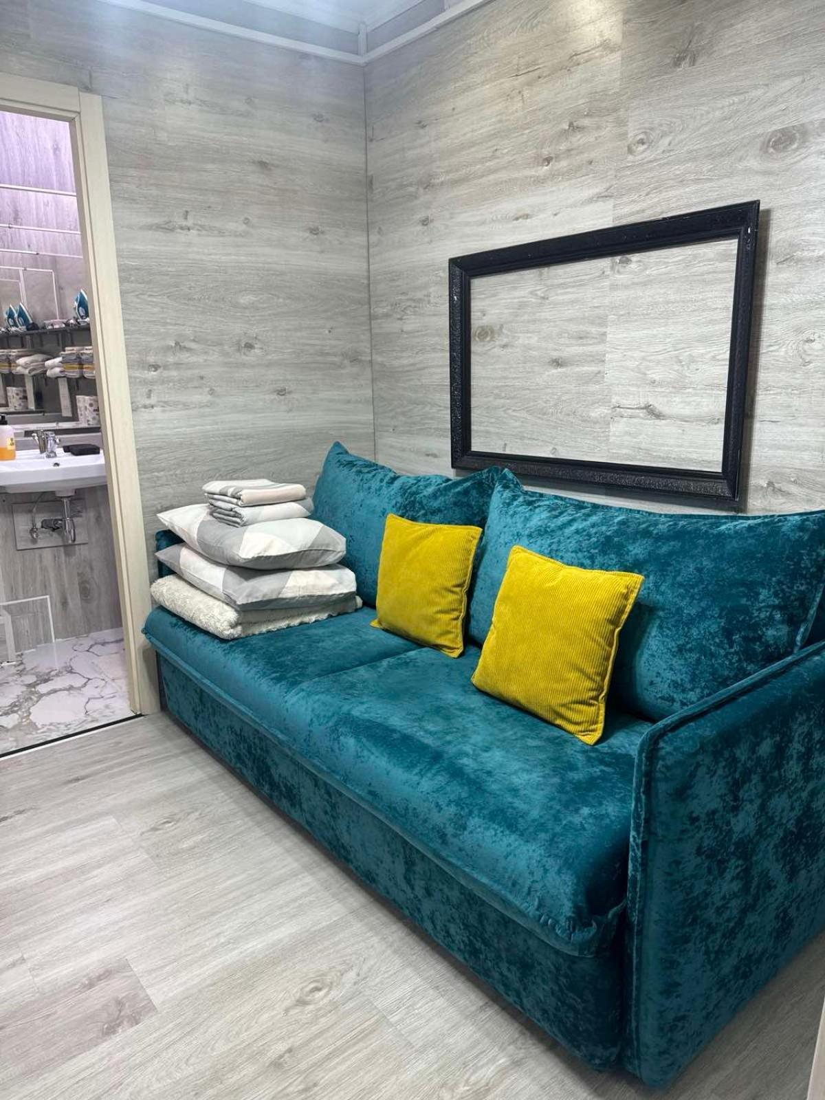 Cozy Good Apartment คีชีเนา ภายนอก รูปภาพ